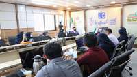 بین نیروهای شرکتی و سایر پرسنل شاغل به عنوان سرمایه های اصلی دانشگاه، هیچ تفاوت دیدگاهی وجود ندارد.